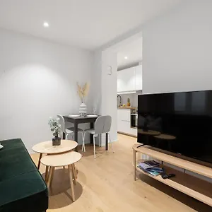 5min To Bryggen - Renovated - Budget Friendly Apartment
